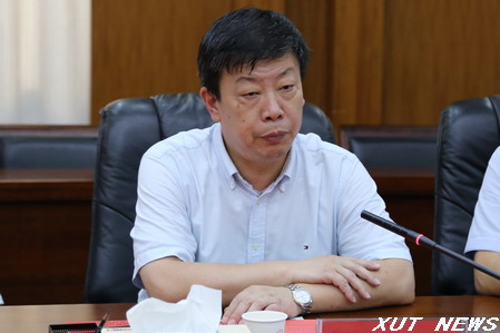 重庆理工大学副校长张晓洪一行来我校调研交流