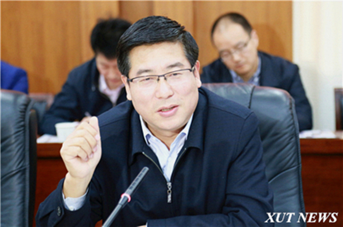 校长与学子座谈 文学与成长交融-西安理工大学校报